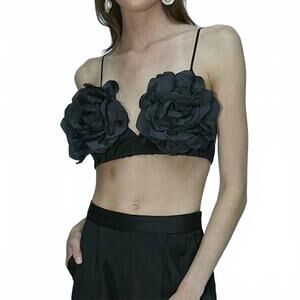 NEW AIIFOS flora bra top in black